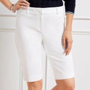 Talbots Perfect Short 10.5 " Inseam Size 16 New, Never worn
